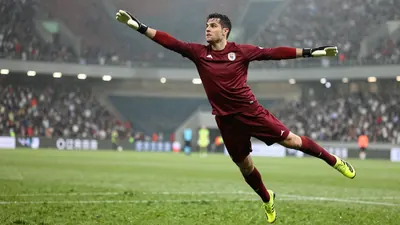 Stellenbosch FC have completed the signing of Ghanaian goalkeeper Solomon Agbasi on a long-term contract, adding proven...