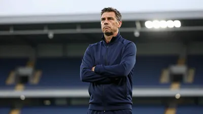 Stellenbosch FC coach Gavin Hunt criticizes club for yielding Athlone Stadium to All Blacks